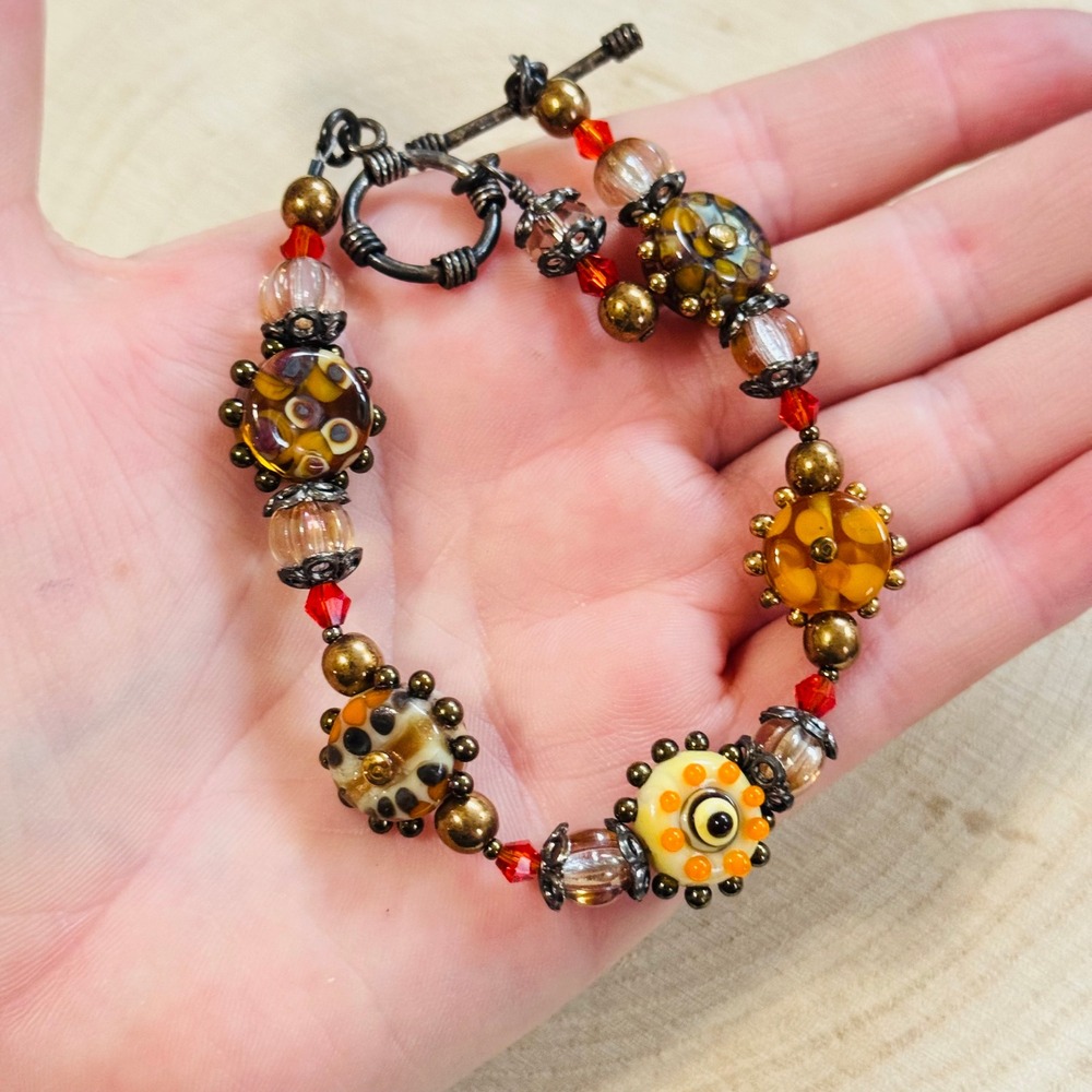 art glass Bracelet VTG beaded colorful Lamp work floral Flashy Autumn toggle 8"